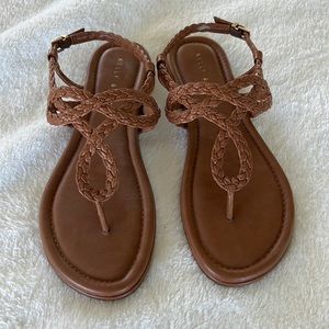 Kelly & Katie Sandals